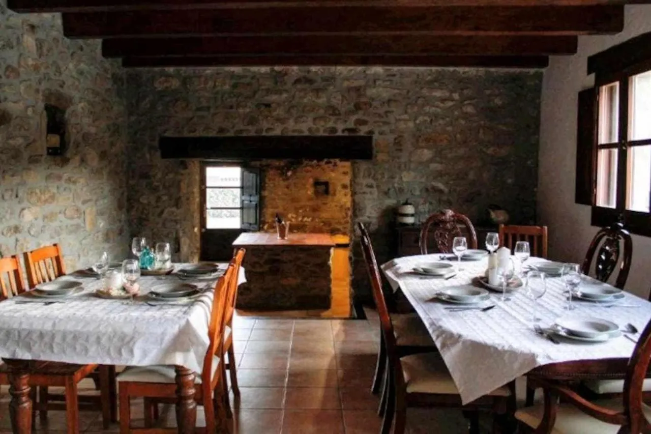 Villa Mas Planella Casa Rural Mieres