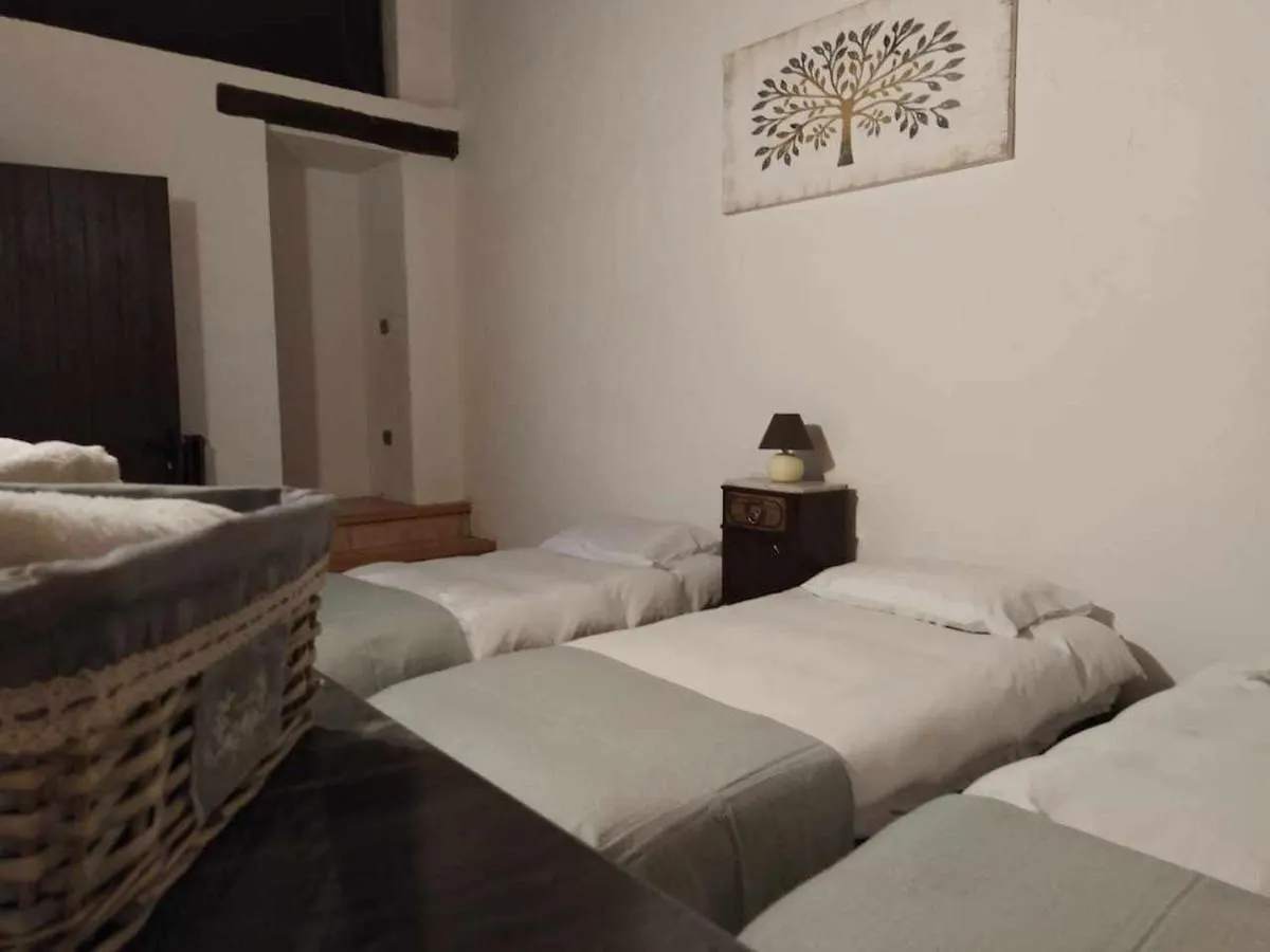 Mas Planella Casa Rural Mieres  0*, Mieres (Girona)